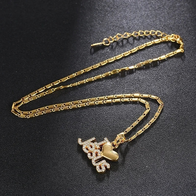 Collier chrétien « I LOVE JESUS » avec zircon – 50 cm