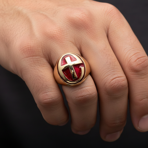 Bague Croix Sacrée en Laiton – Élégance et Foi au Quotidien | Stella Christi