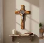 Crucifix de Saint Benoît en bois d'olivier | Stella Christi
