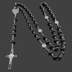 Collier chapelet style perles nacrées – croix