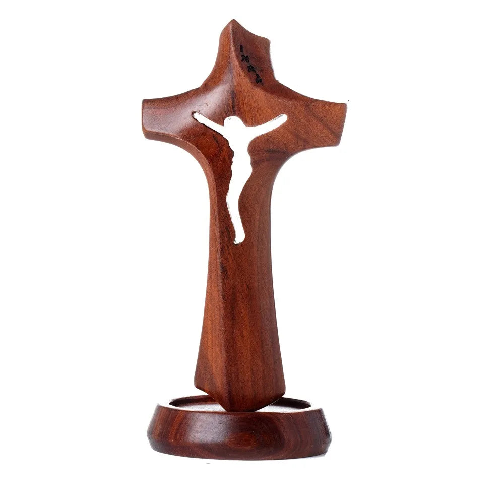 Croix ajourée en bois sur socle – 2 tailles