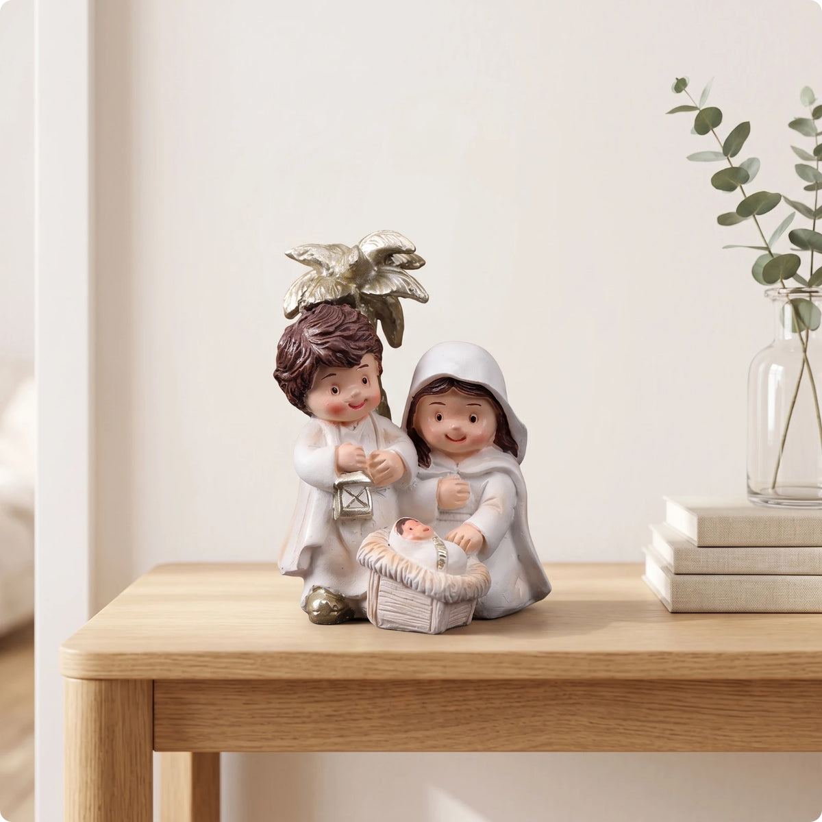 Petite crèche Sainte Famille avec palmier – résine – détail 7