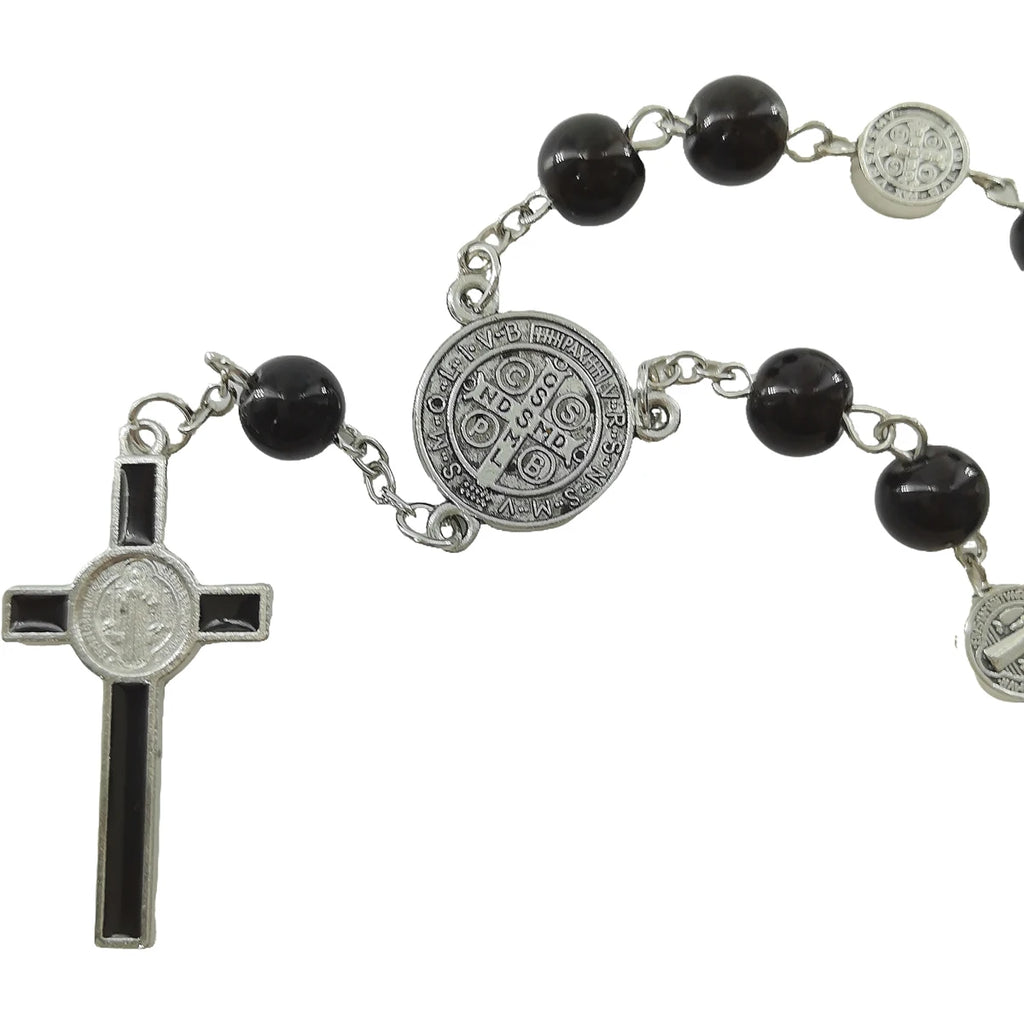 Collier chapelet style perles nacrées – croix