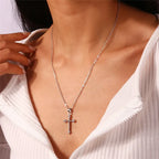Collier croix et crucifix en zircon – plusieurs modèles
