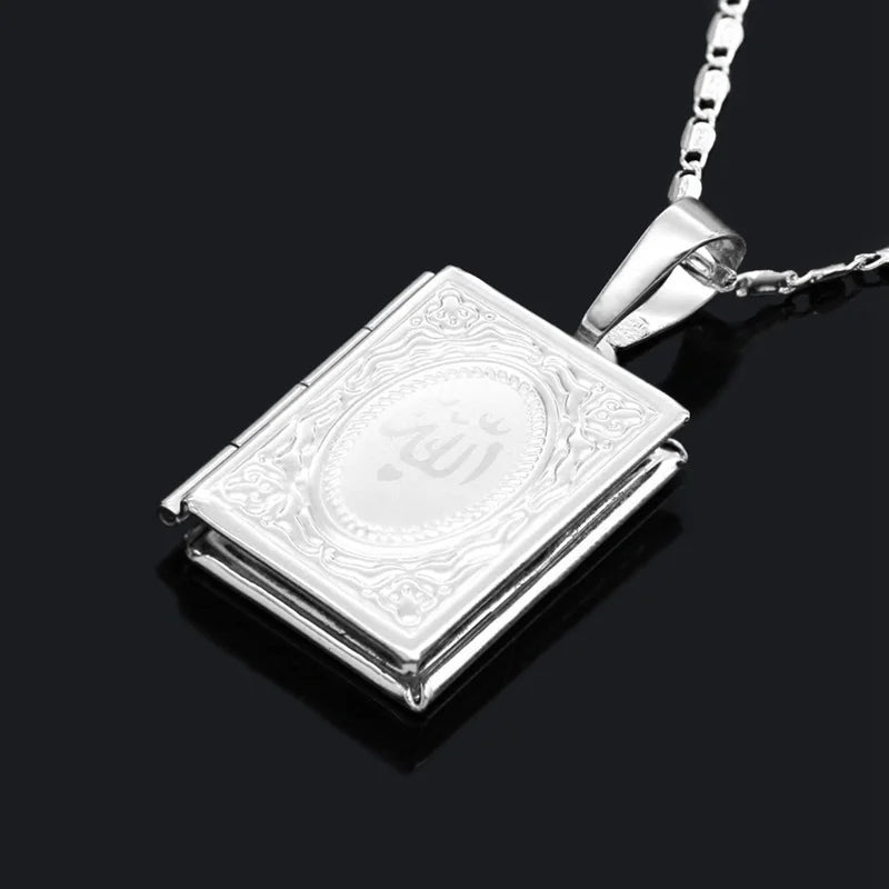 Collier chrétien « I LOVE JESUS » avec zircon – 50 cm