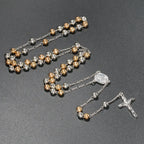 Collier chapelet à perles métalliques 6 mm – crucifix