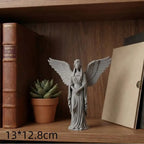 Ange en prière – figurine blanche et dorée imprimée en 3D