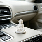 Jésus assis en méditation – figurine blanche imprimée en 3D – vue du produit